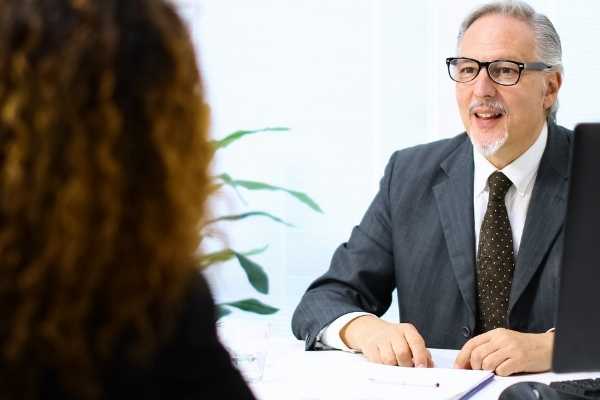 סבתוש הולכת לראיון עבודה